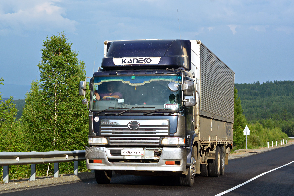 Забайкальский край, № К 398 УТ 75 — Hino Profia