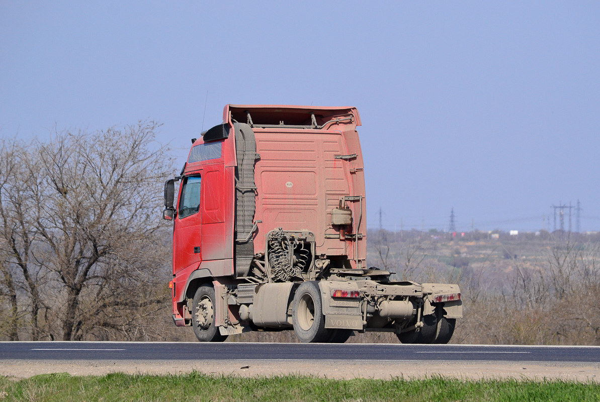 Дагестан, № Р 366 АС 11 — Volvo ('2002) FH12.420