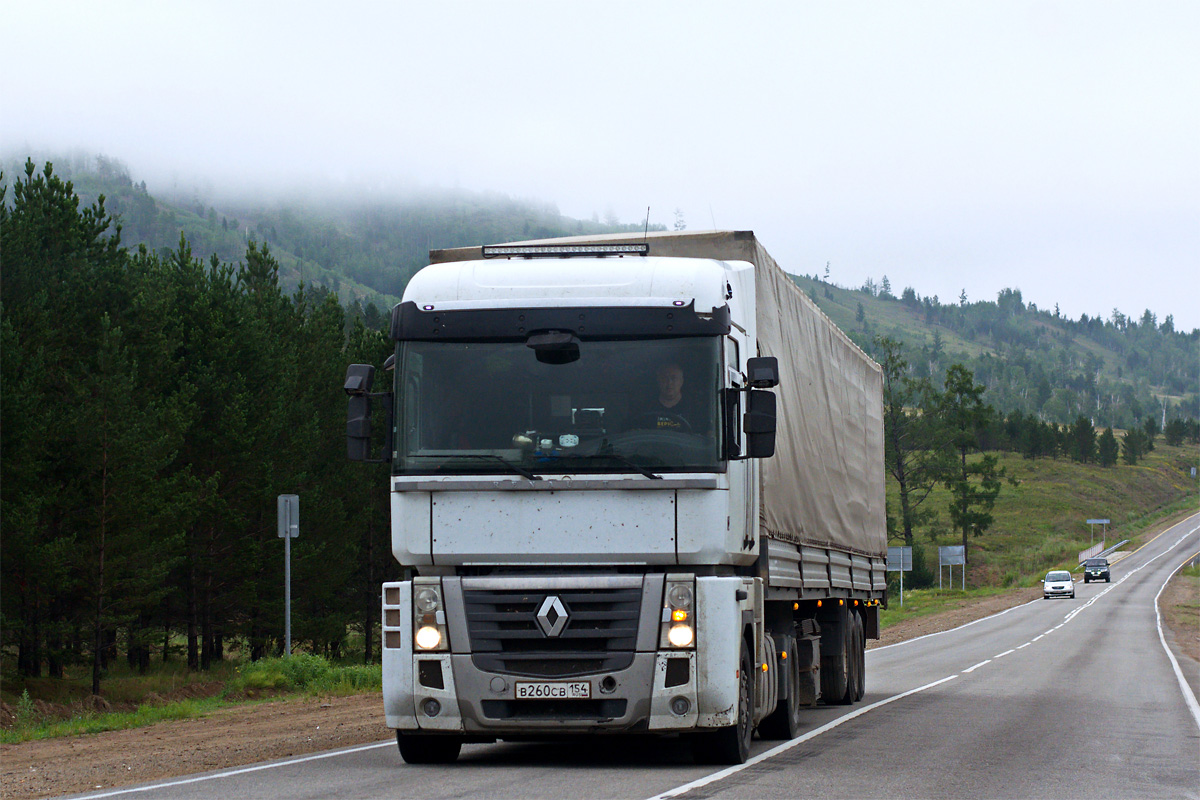 Новосибирская область, № В 260 СВ 154 — Renault Magnum ('2008)