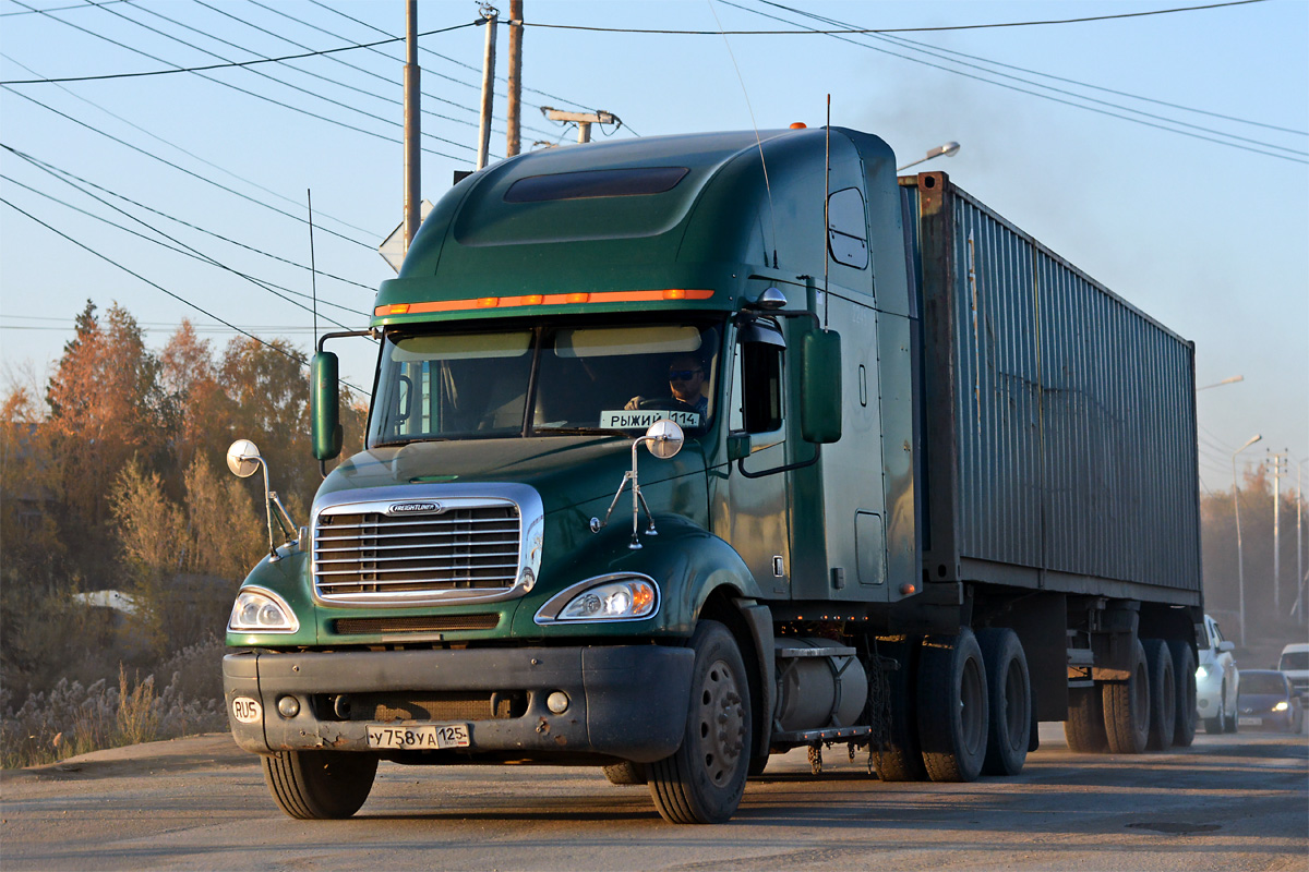 Саха (Якутия), № У 758 УА 125 — Freightliner Columbia