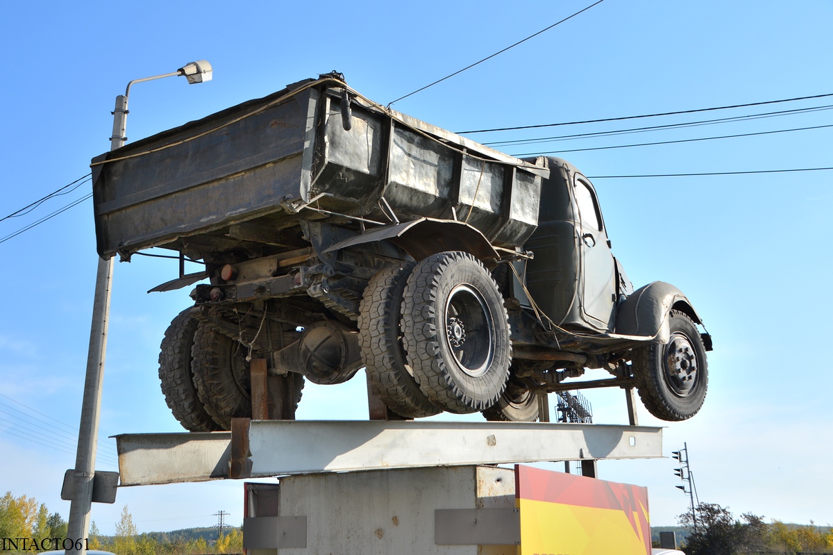 Красноярский край, № (24) Б/Н 0037 — ЗИЛ-164АГ; Красноярский край — Автомобили на постаментах; Техника на постаментах, памятники (Красноярский край)