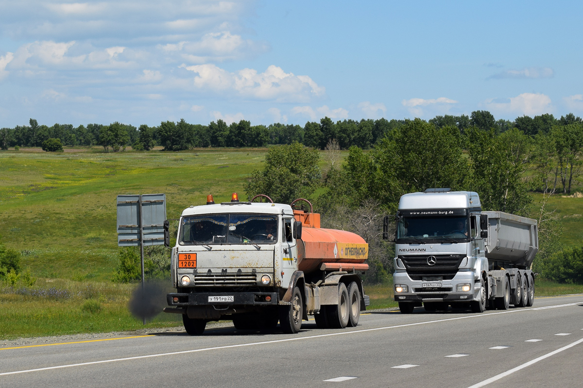 Алтайский край, № У 191 РВ 22 — КамАЗ-53213; Алтайский край, № Р 069 ХУ 22 — Mercedes-Benz Axor 1840