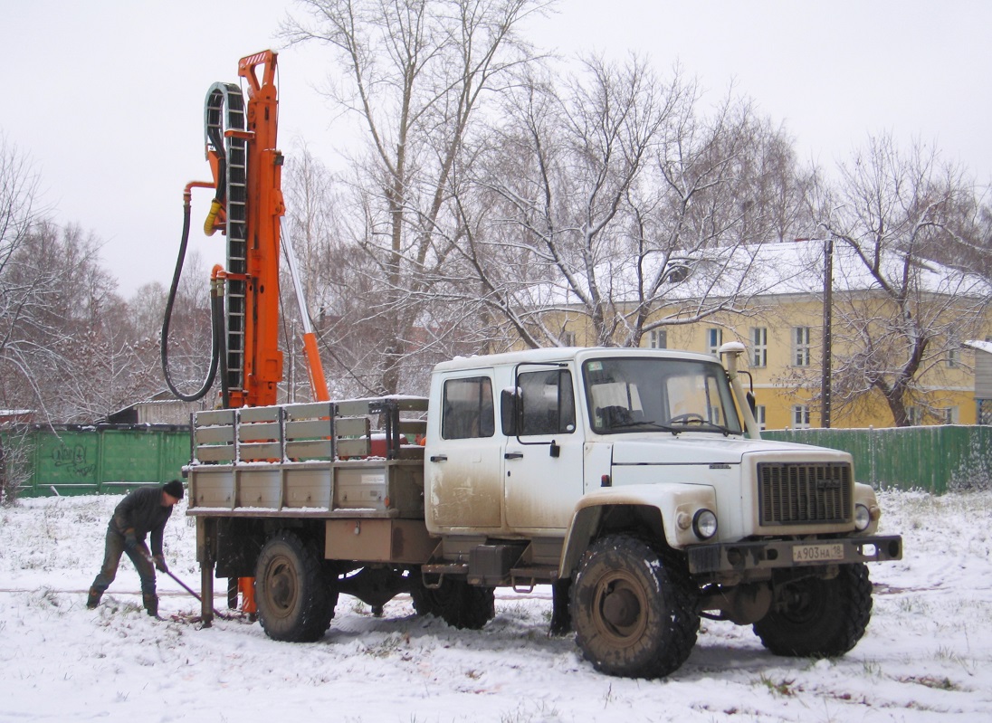 Удмуртия, № А 903 НА 18 — ГАЗ-33081 «Садко»