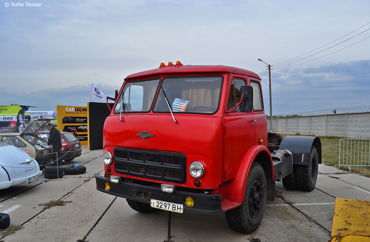 Волынская область, № І 2297 ВН — МАЗ-504В