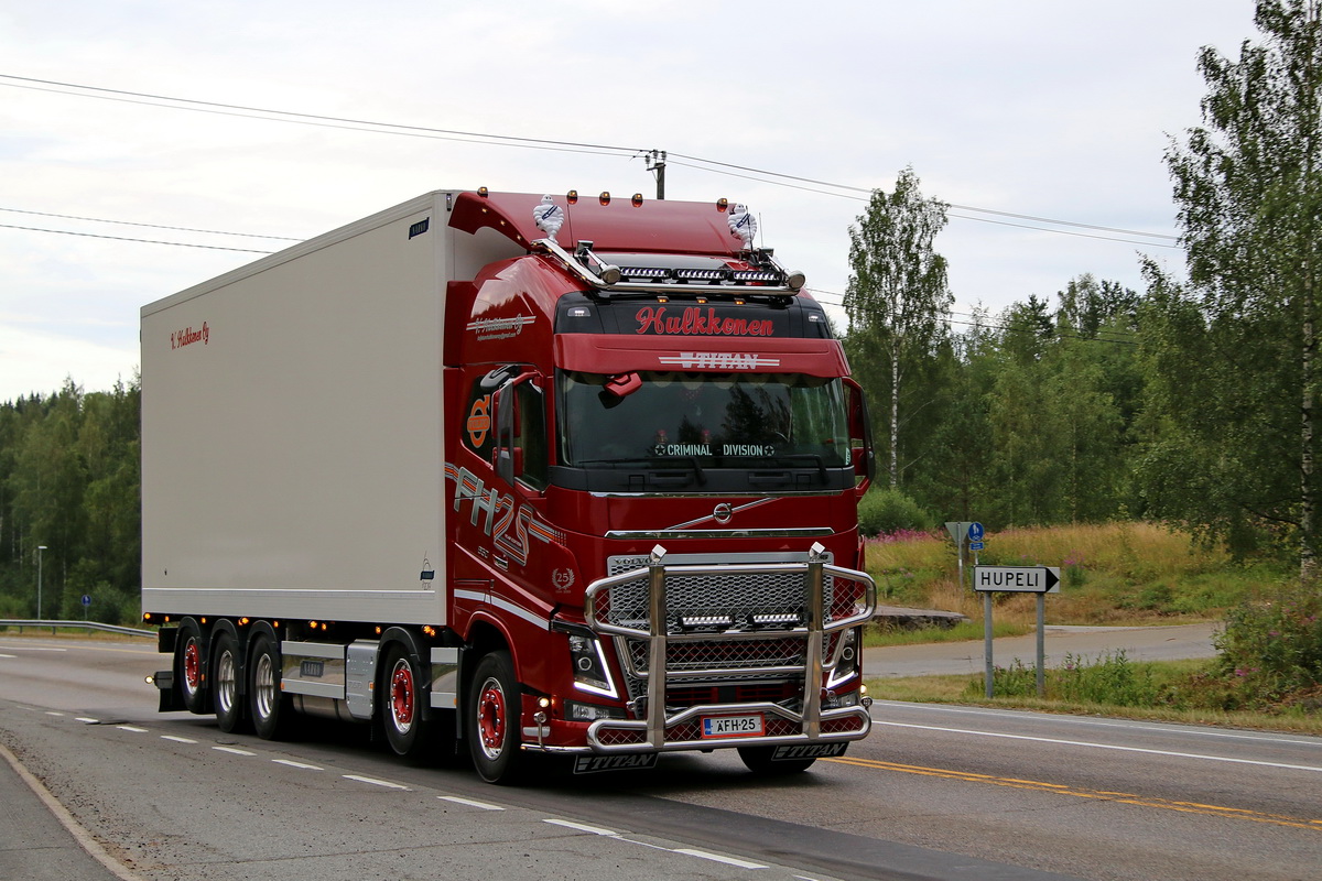 Финляндия, № ÄFH-25 — Volvo ('2012) FH16.650; Volvo ('2012) FH "FH 25 Years Edition" (Финляндия)