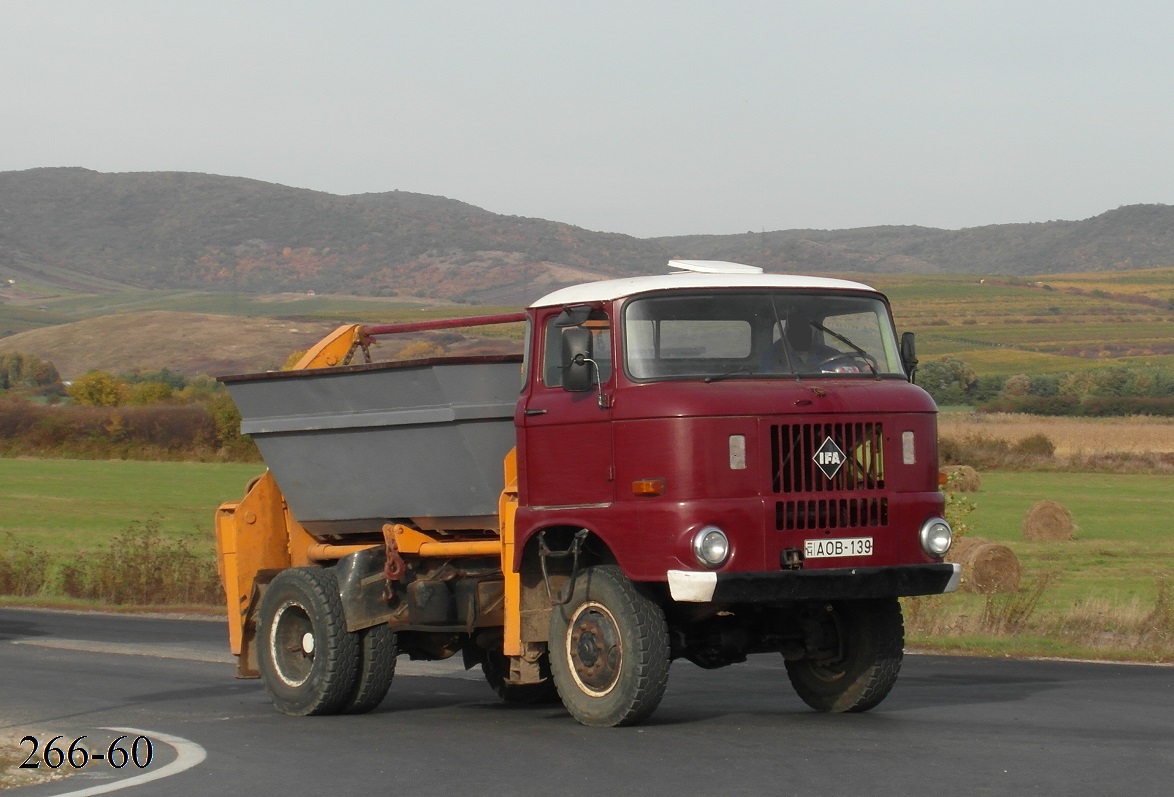 Венгрия, № AOB-139 — IFA W50LA/K, LA/Z; Венгрия — Сбор винограда в Венгрии