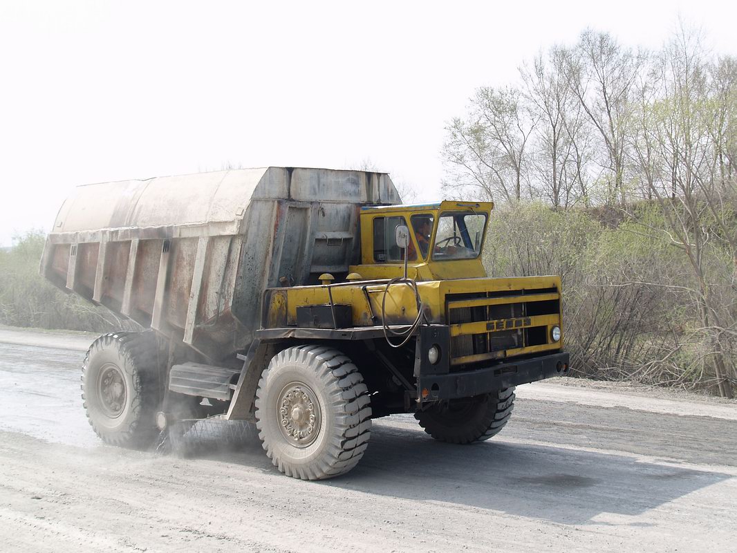 Приморский край, № (25) Б/Н 0028 — БелАЗ-7522; Приморский край — Автомобили без номеров