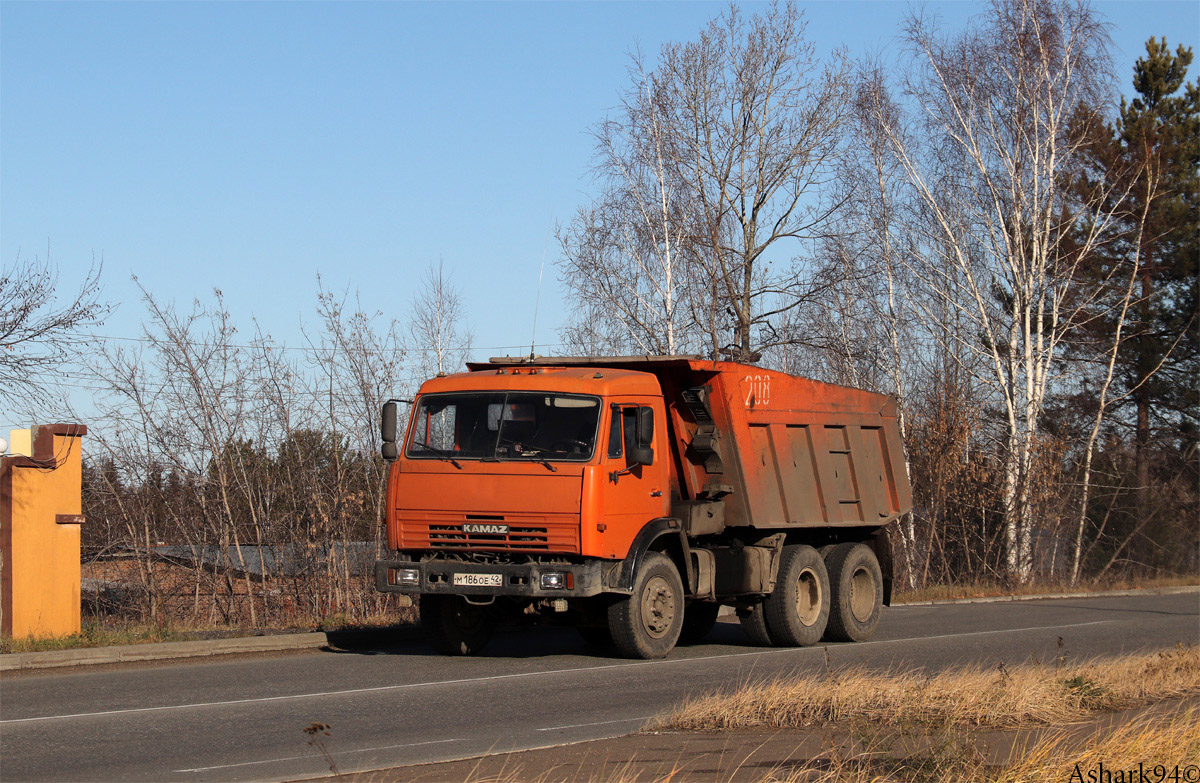 Красноярский край, № М 186 ОЕ 42 — КамАЗ-65115-13 [65115N]