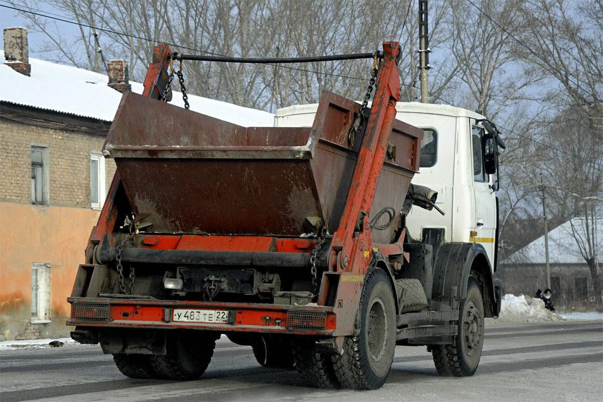 Алтайский край, № У 483 ТЕ 22 — МАЗ-5551A2