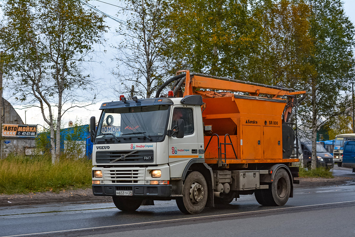 Архангельская область, № М 653 ТР 29 — Volvo ('1998) FM7