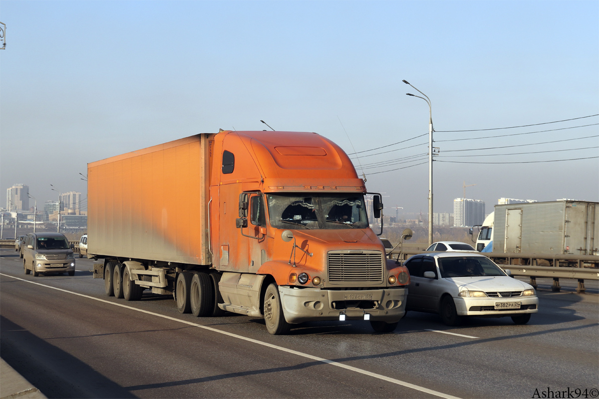 Пермский край, № Е 126 СР 159 — Freightliner Century Class