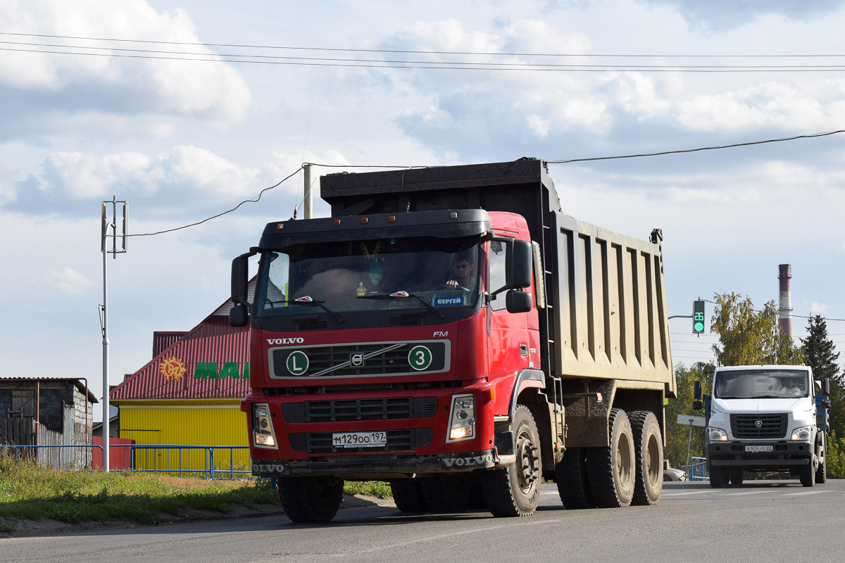 Алтайский край, № М 129 ОО 197 — Volvo ('2002) FM12.400