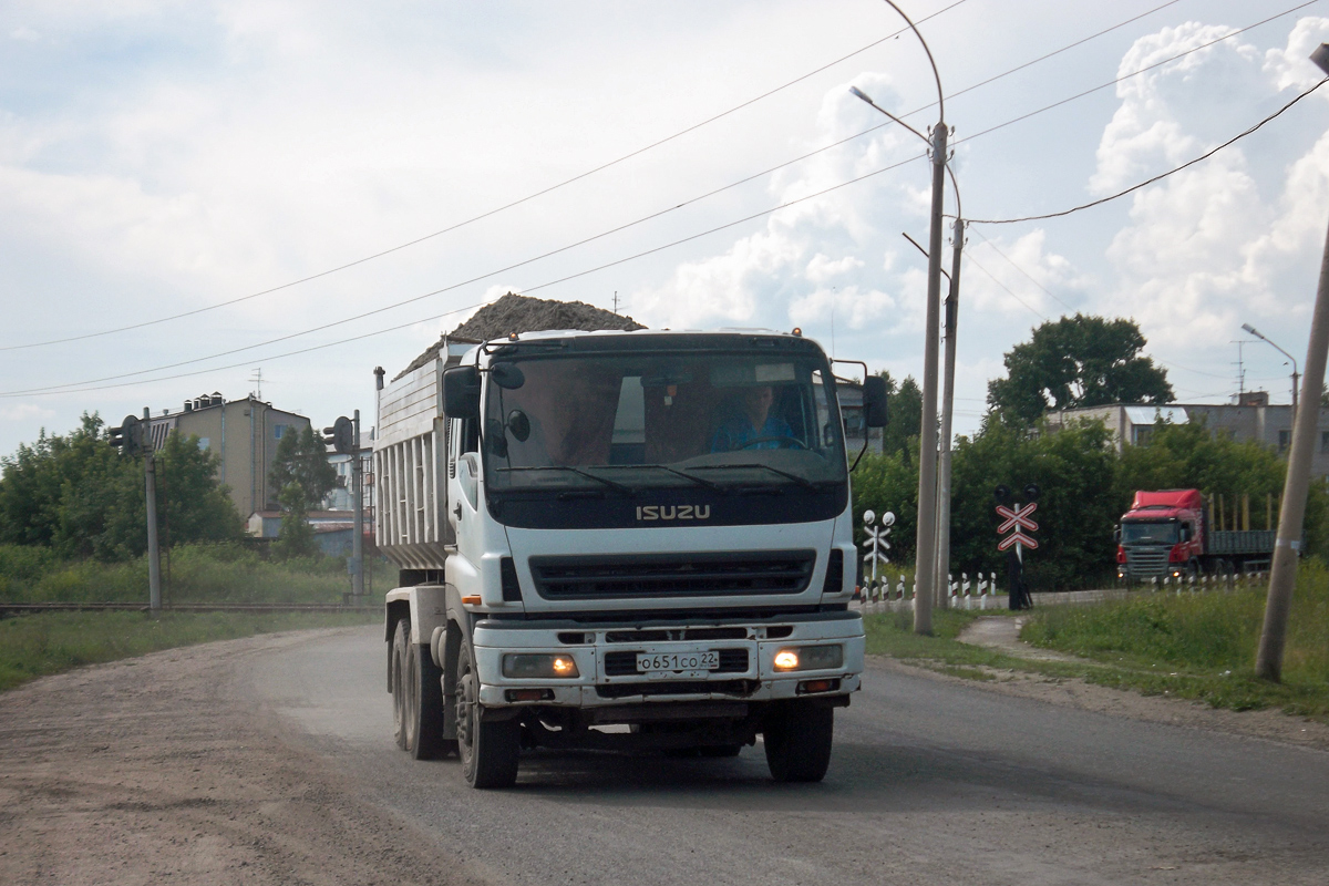 Алтайский край, № О 651 СО 22 — Isuzu Giga CYZ