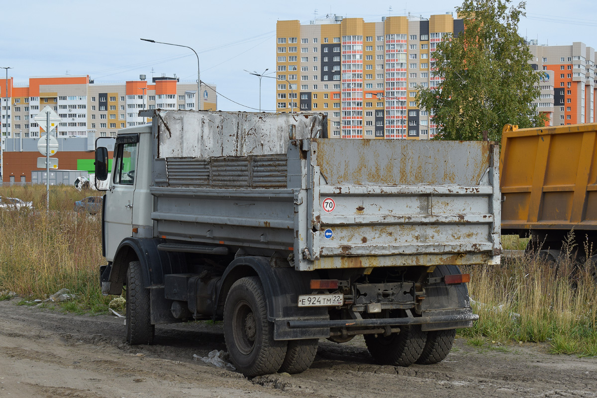 Алтайский край, № Е 924 ТМ 22 — МАЗ-5551 [555100]