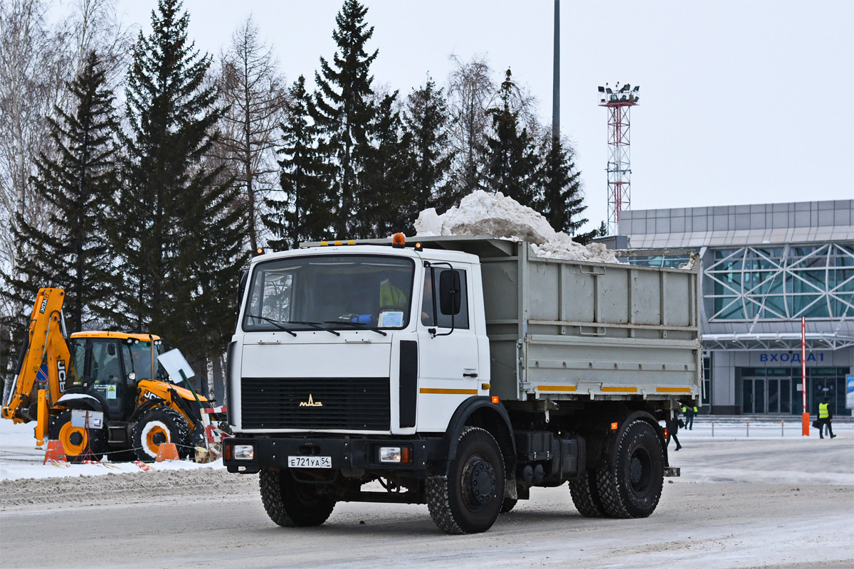 Новосибирская область, № Е 721 УА 54 — МАЗ-5551A2