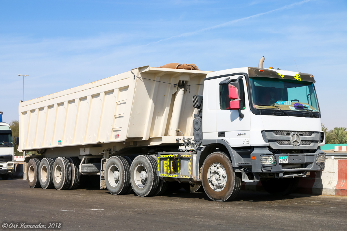 ОАЭ, № 2 85852 — Mercedes-Benz Actros ('2009)