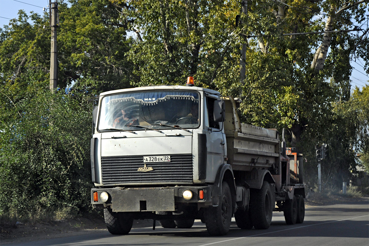 Алтайский край, № А 328 ЕК 22 — МАЗ-5551 [555100]