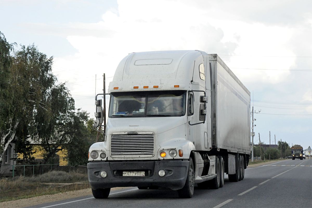 Алтайский край, № Р 477 УЕ 22 — Freightliner Century Class