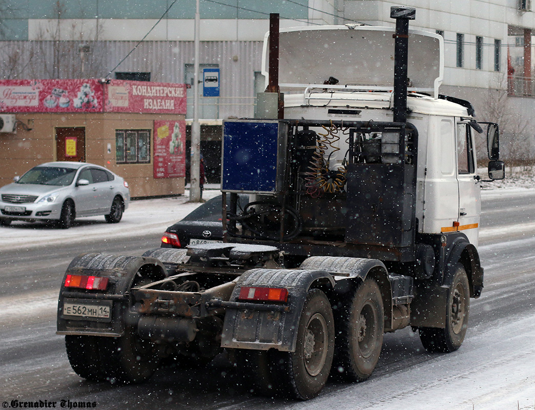 Саха (Якутия), № Е 562 МН 14 — МАЗ-6422 (общая модель)