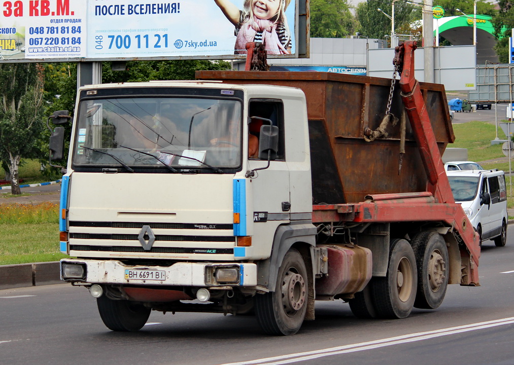 Одесская область, № ВН 6691 ВІ — Renault R-Series Major