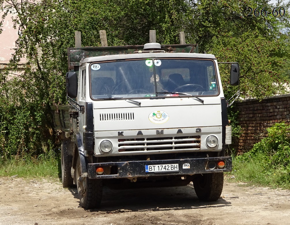 Болгария, № BT 1742 BH — КамАЗ-5320