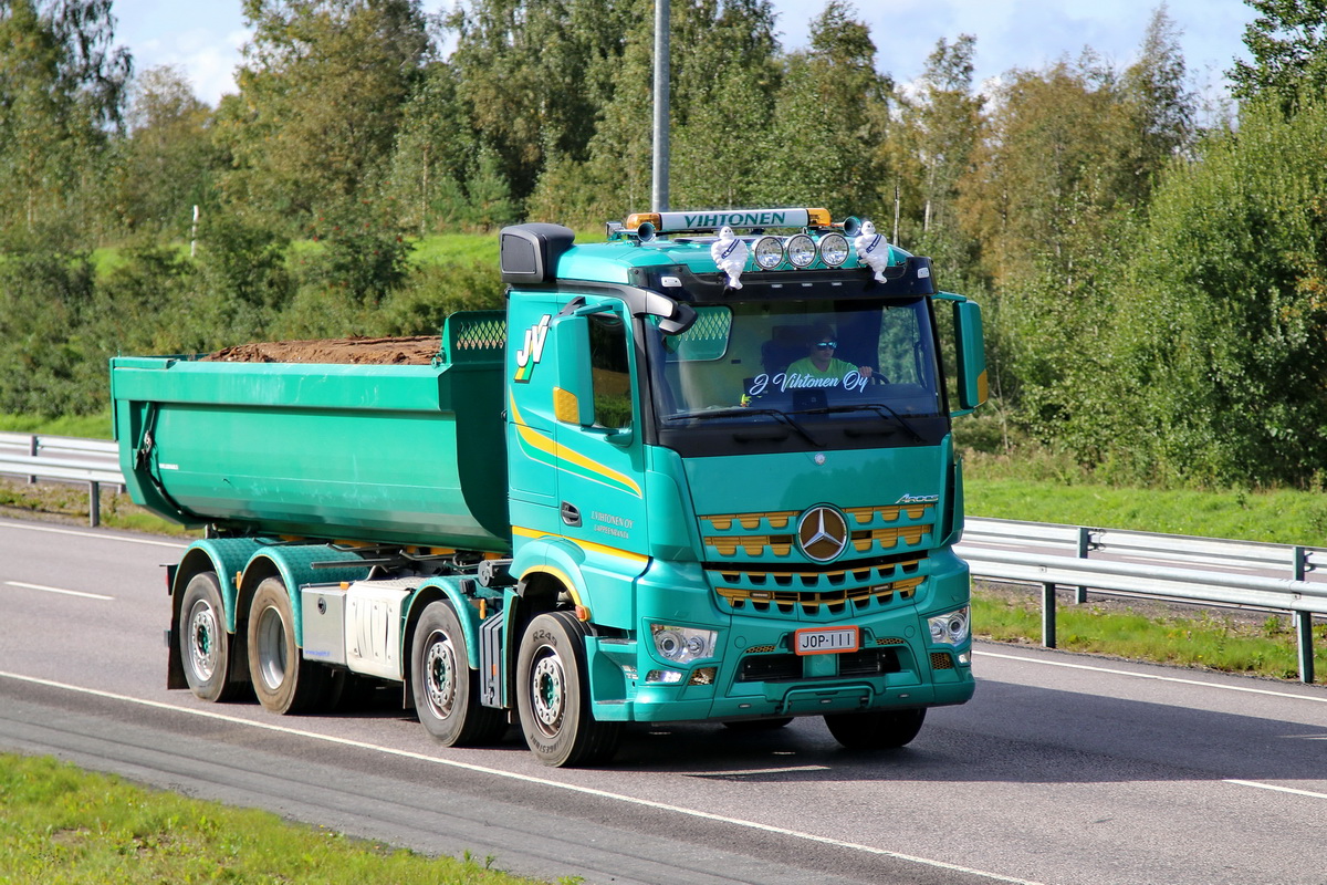 Финляндия, № JOP-111 — Mercedes-Benz Arocs (общ.м)