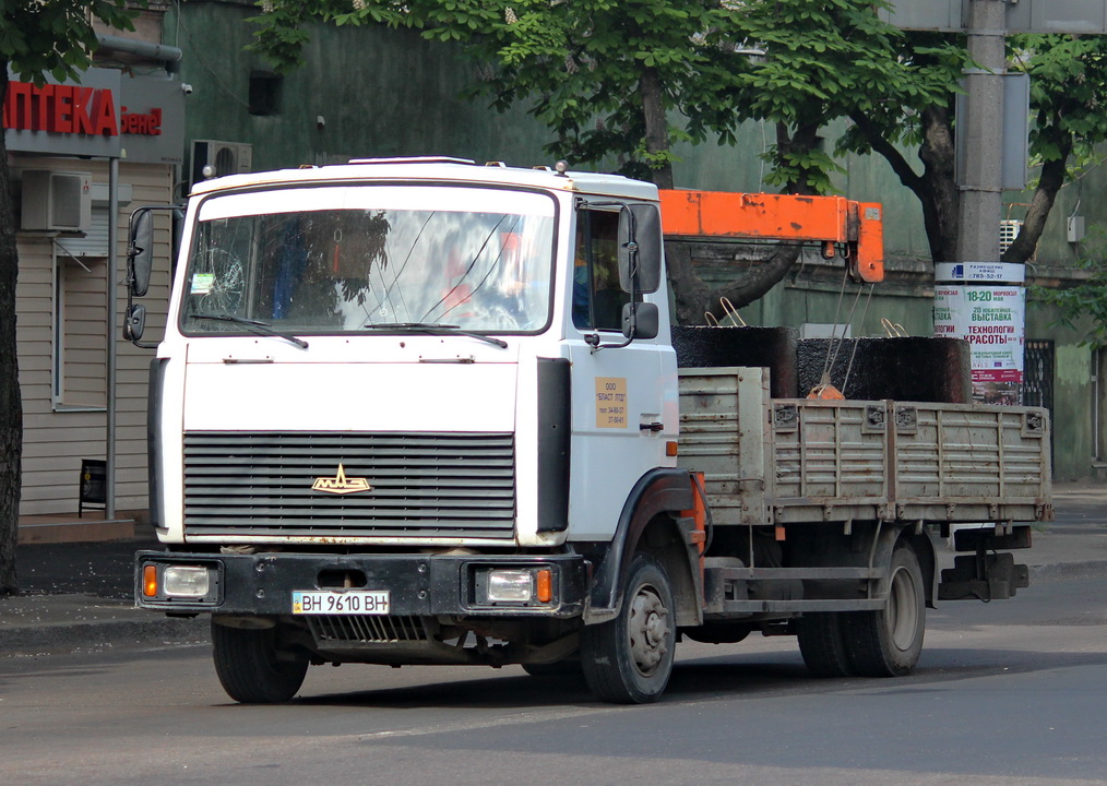 Одесская область, № ВН 9610 ВН — МАЗ-437041 "Зубрёнок"