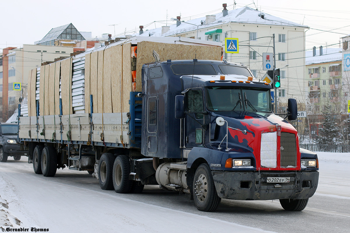 Саха (Якутия), № О 202 ЕУ 14 — Kenworth T600