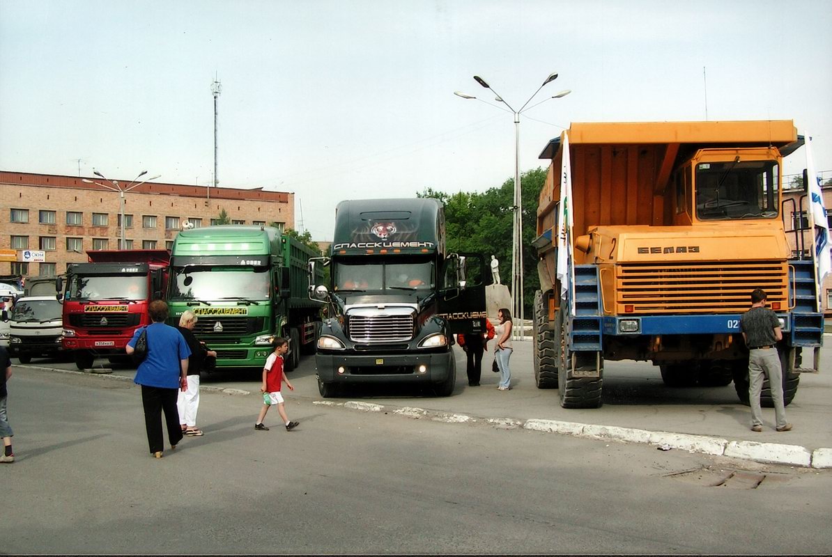 Приморский край, № 2 — БелАЗ-7547; Приморский край — Автомобили без номеров; Приморский край — Разные фотографии (Автомобили)