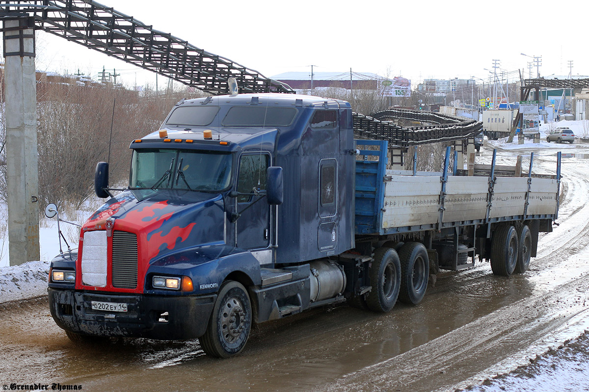 Саха (Якутия), № О 202 ЕУ 14 — Kenworth T600