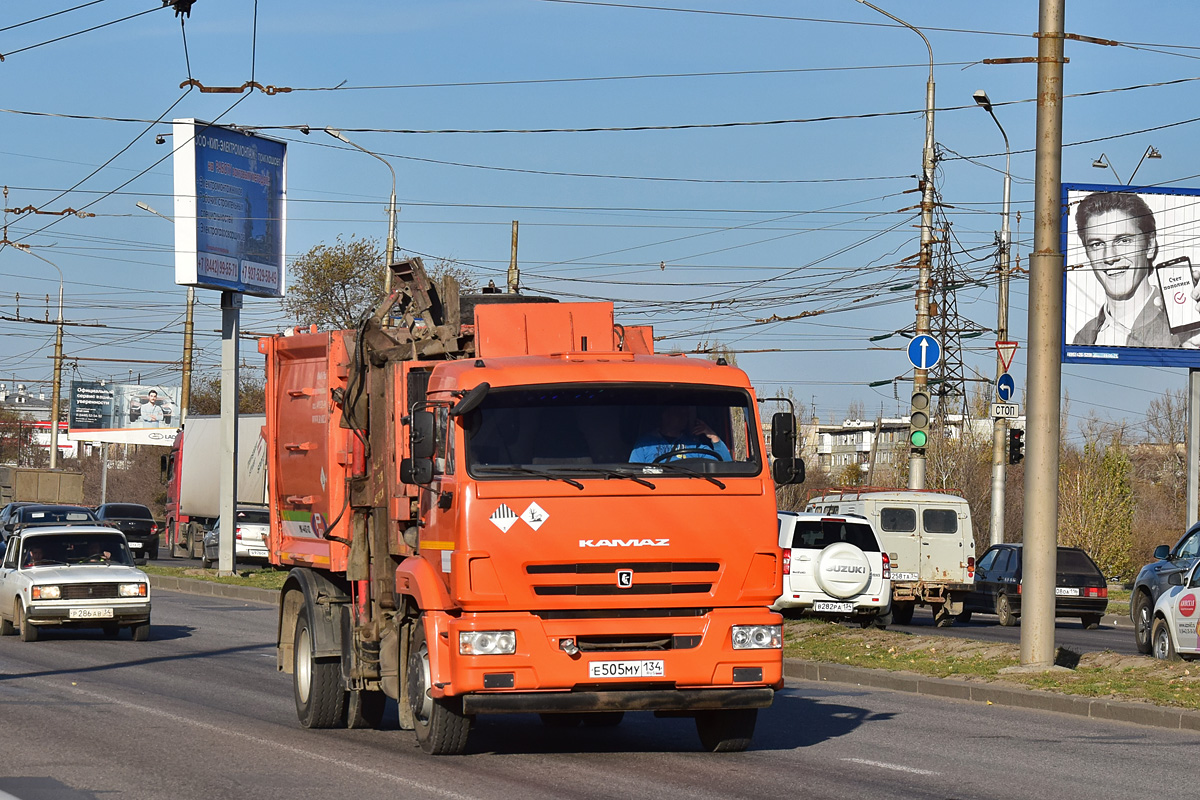 Волгоградская область, № Е 505 МУ 134 — КамАЗ-43253-R4