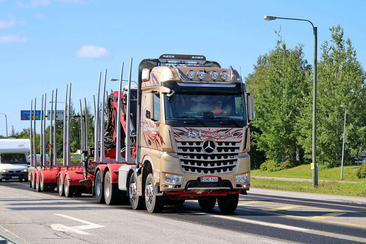 Финляндия, № CME-740 — Mercedes-Benz Arocs (общ.м)