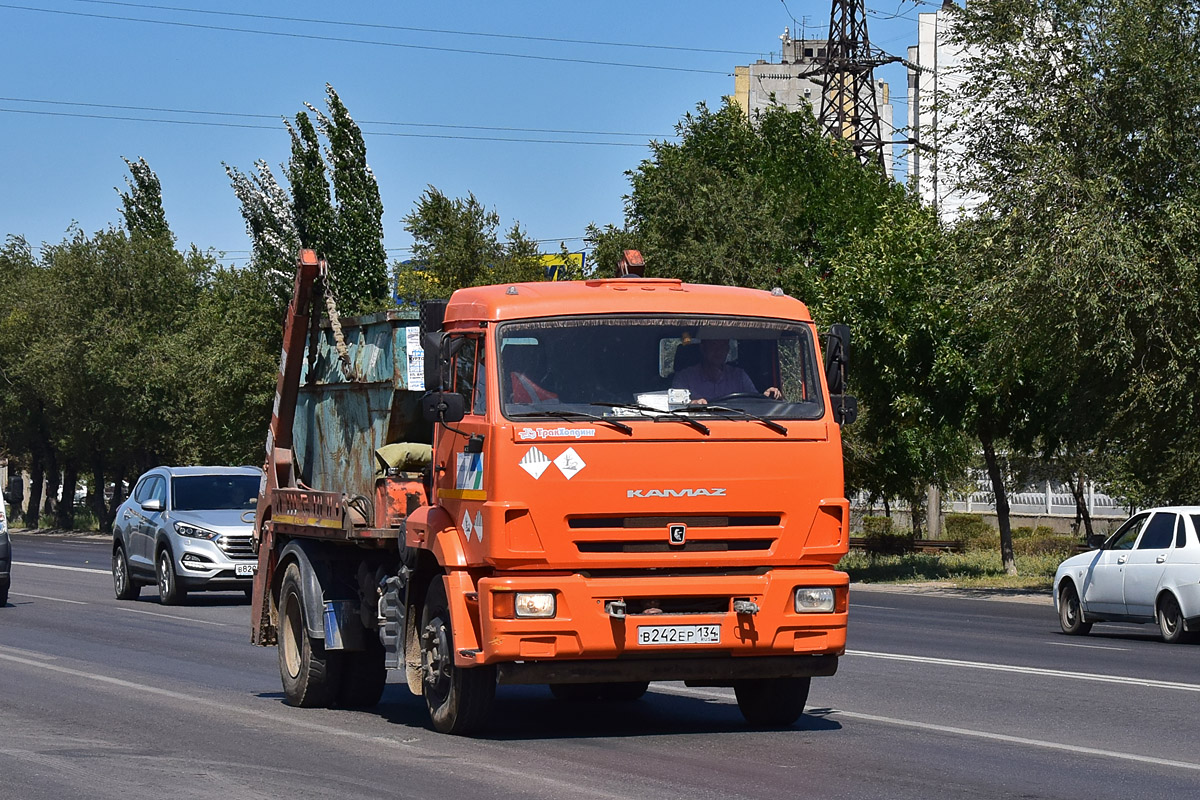 Волгоградская область, № В 242 ЕР 134 — КамАЗ-43253-R4