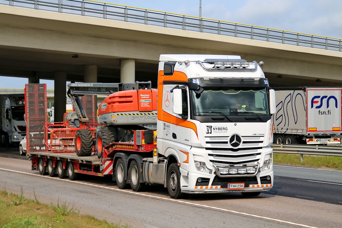 Финляндия, № FNH-238 — Mercedes-Benz Actros ('2011)