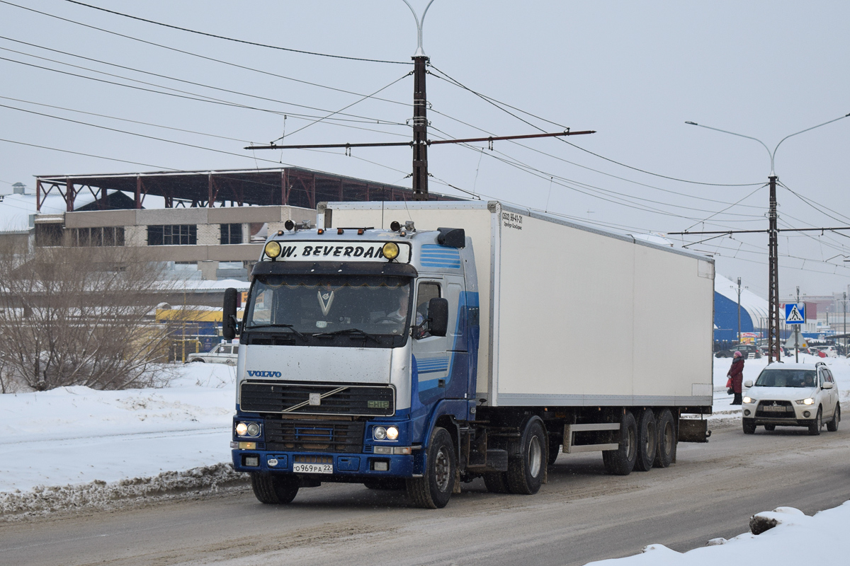 Алтайский край, № О 969 РА 22 — Volvo ('1993) FH12.420