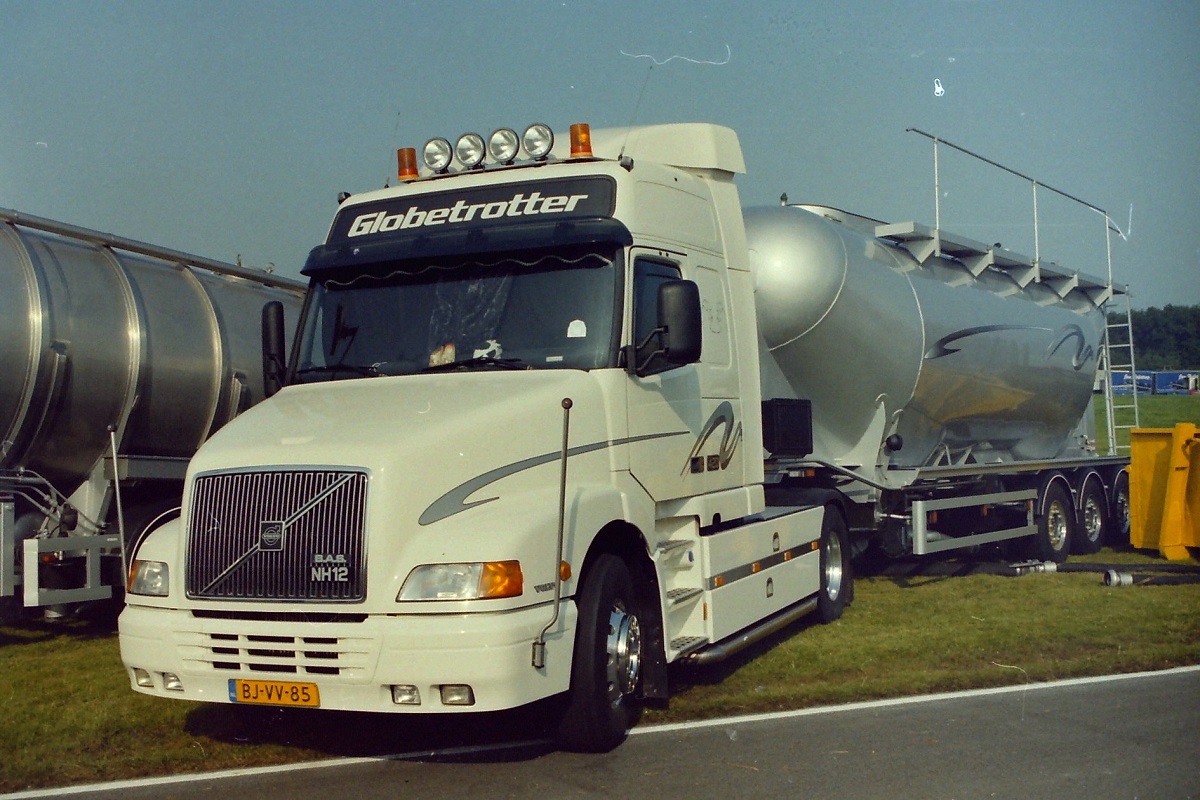 Нидерланды, № BJ-VV-85 — Volvo NH12