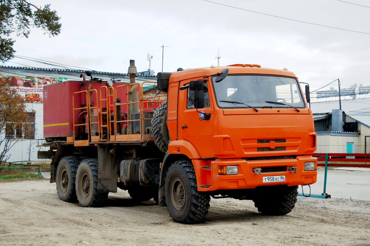 Ханты-Мансийский автоном.округ, № Т 958 ХС 86 — КамАЗ-43118-24