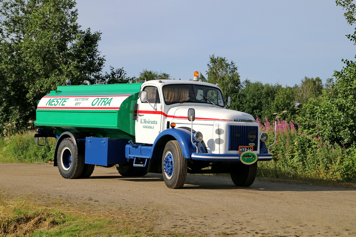 Финляндия, № HYR-44 — Volvo (общая модель)