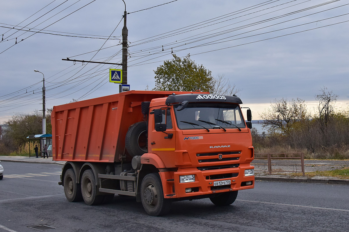 Волгоградская область, № Е 612 РЕ 134 — КамАЗ-6520-53