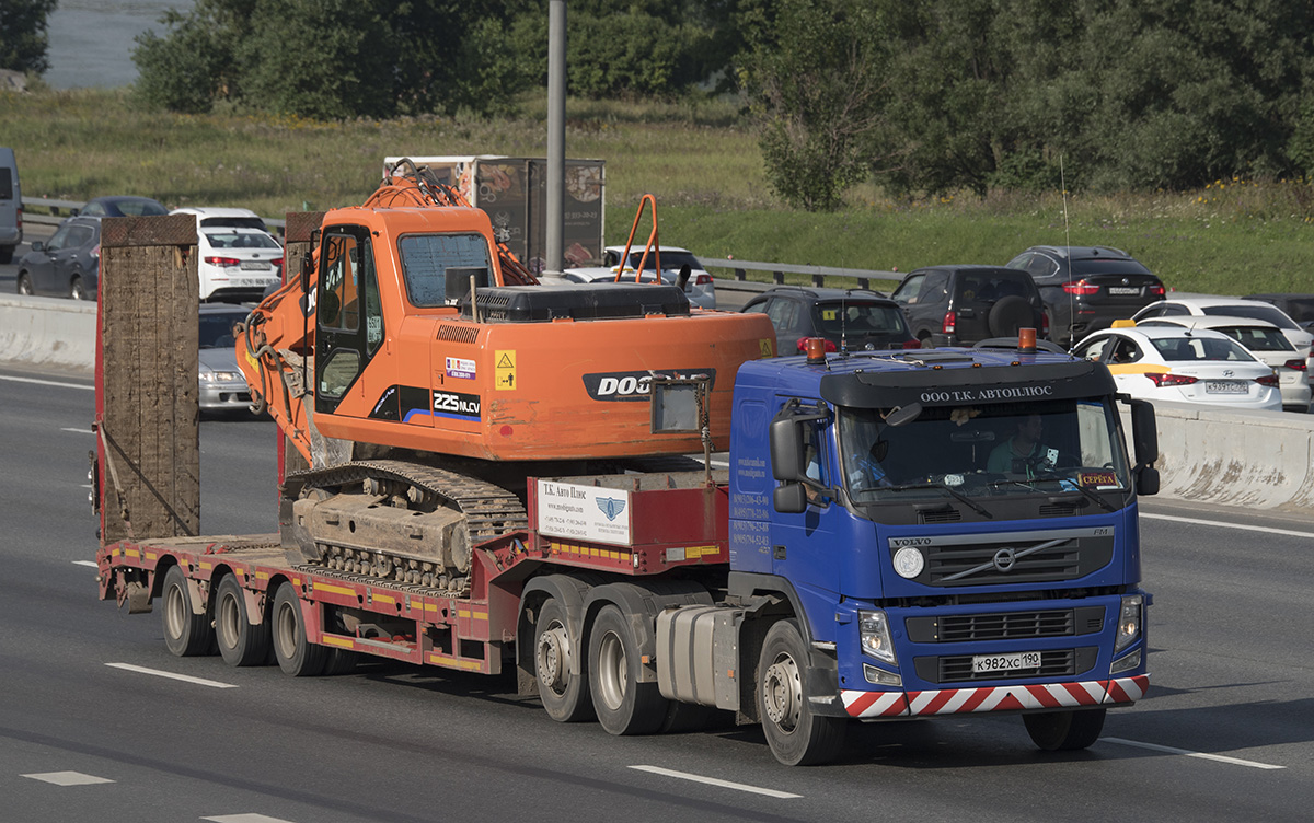 Москва, № К 982 ХС 190 — Volvo ('2010) FM.420