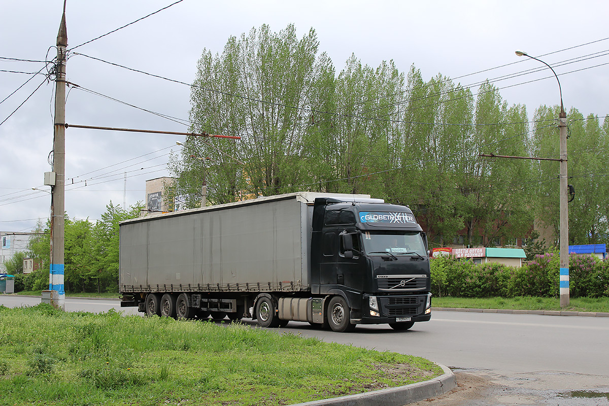 Ульяновская область, № С 828 АО 73 — Volvo ('2008) FH-Series