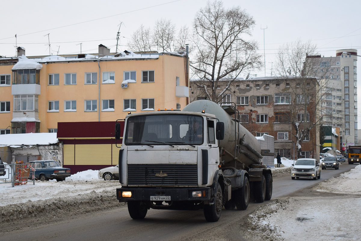 Алтайский край, № Е 929 НМ 22 — МАЗ-533702