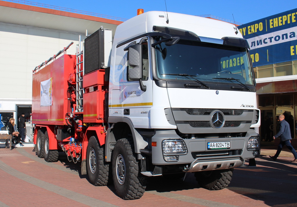 Киев, № АА 8204 ТВ — Mercedes-Benz Actros ('2009) 4141; Киев — Международная специализированная выставка «НАФТОГАЗЕКСПО‑2018"