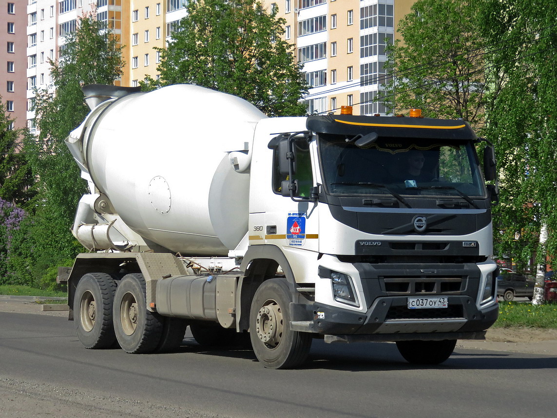Кировская область, № С 037 ОУ 43 — Volvo ('2013) FMX.380 [X9P]
