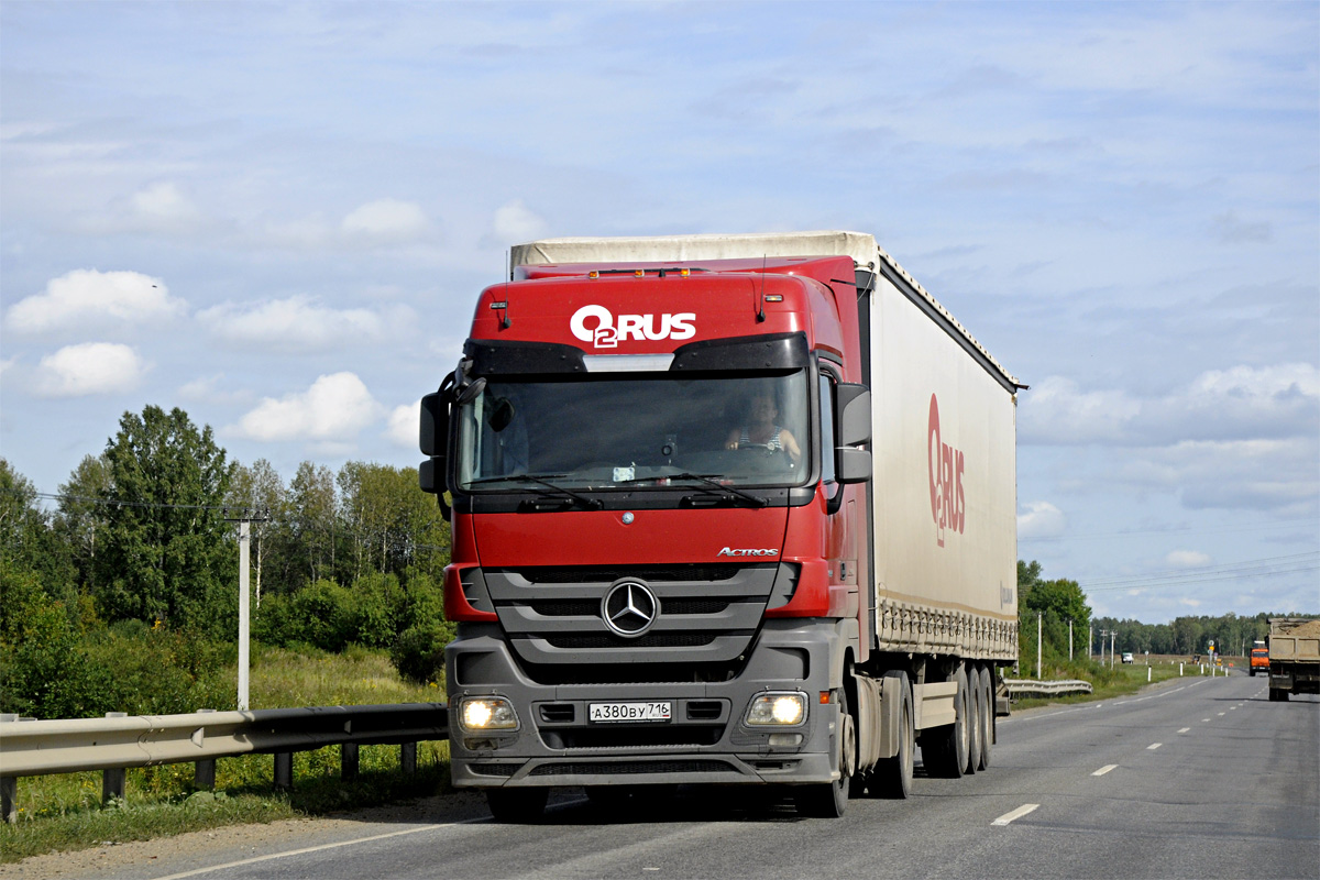 Татарстан, № А 380 ВУ 716 — Mercedes-Benz Actros ('2009)