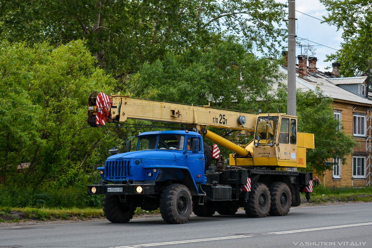 Архангельская область, № М 134 СТ 29 — Урал-4320-40