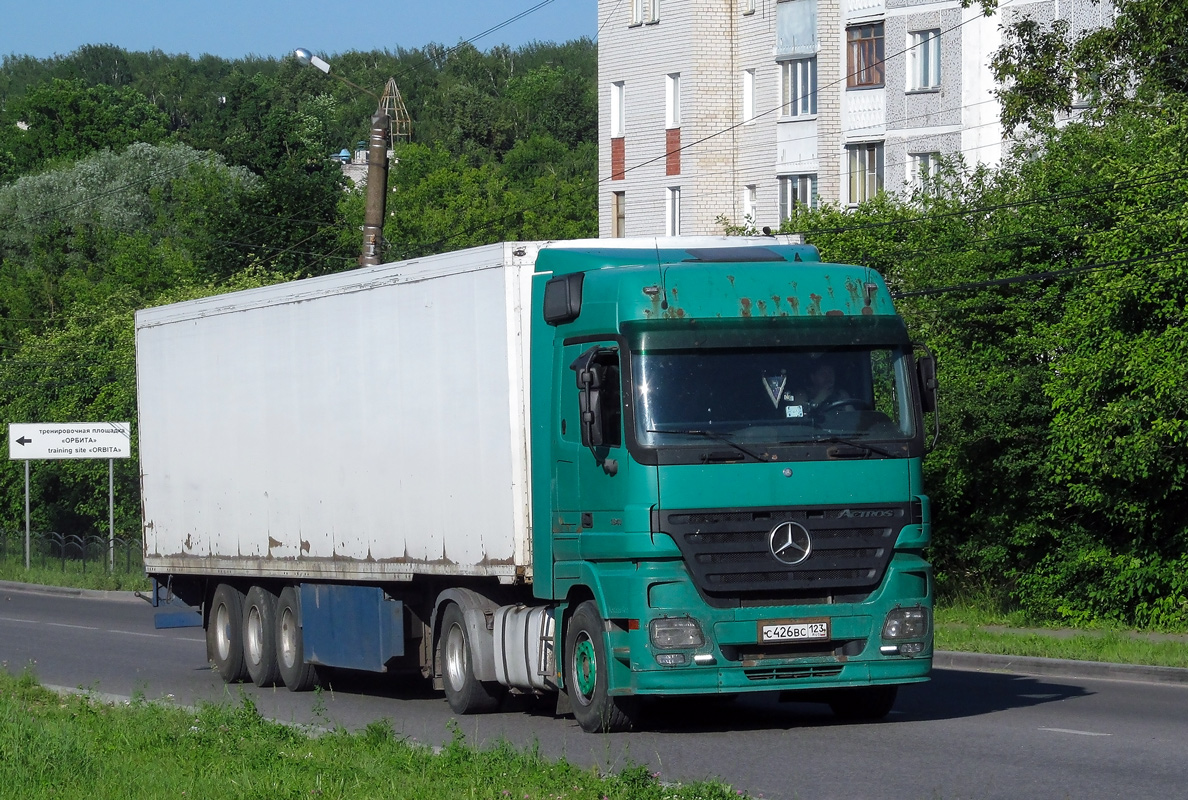 Краснодарский край, № С 426 ВС 123 — Mercedes-Benz Actros ('2003) 1841