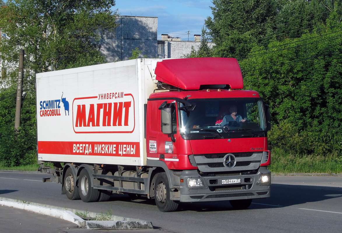 Тульская область, № О 584 АК 37 — Mercedes-Benz Actros ('2009) 2536