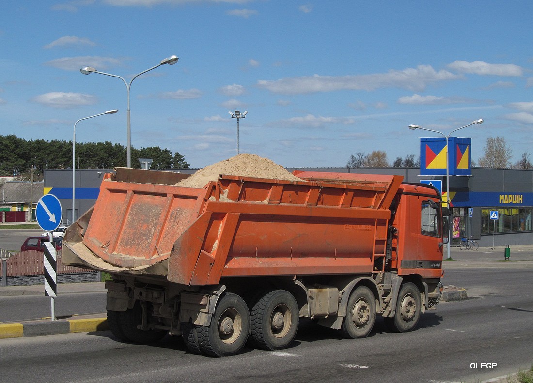 Минск, № 330 — Mercedes-Benz Actros ('1997) 4140