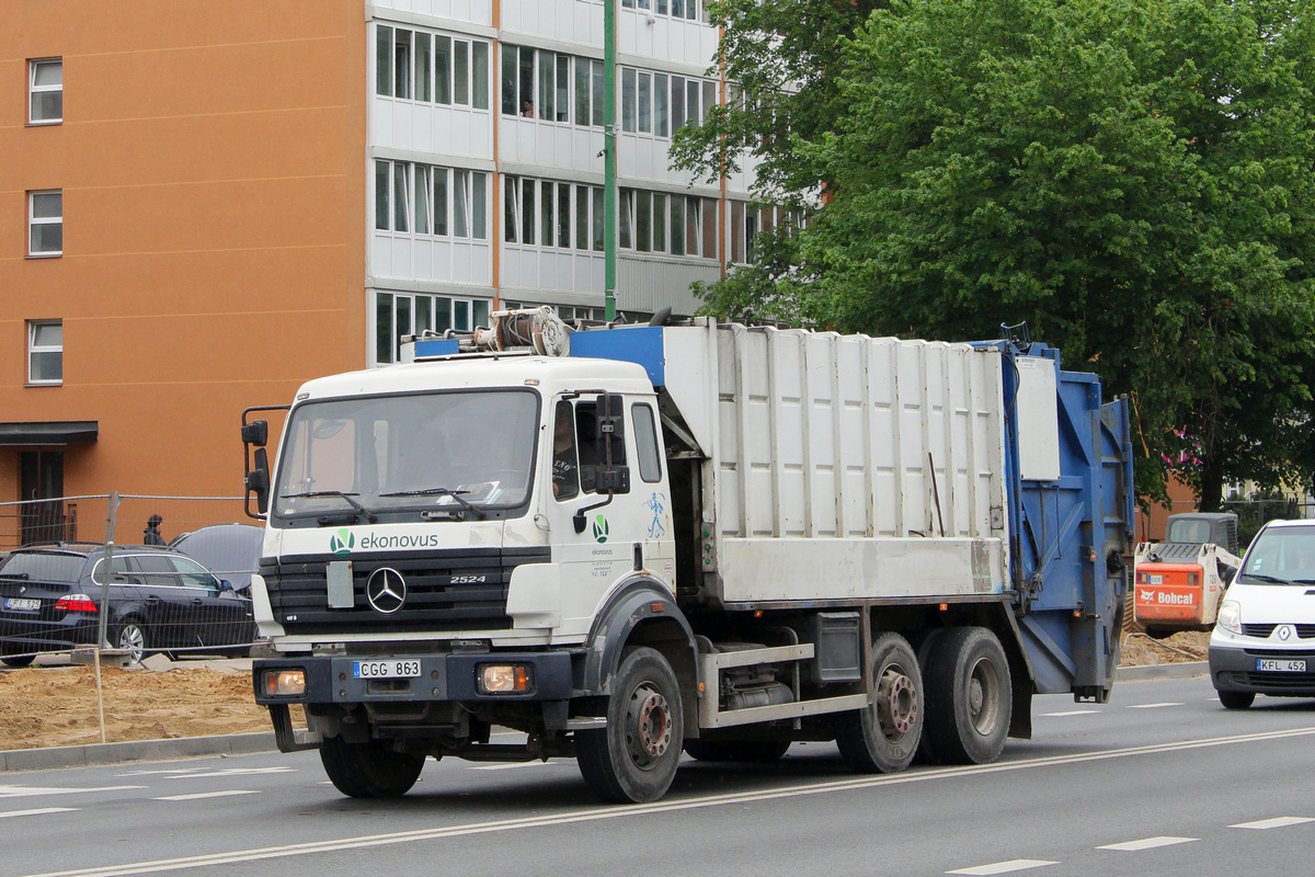 Литва, № CGG 863 — Mercedes-Benz SK 2524